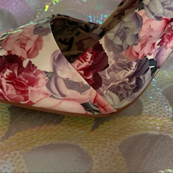 Elle Patent "Pleather" Floral Pastel Pointed Straight Toe Stiletto Pumps Size 10 - Picture 9 of 14
